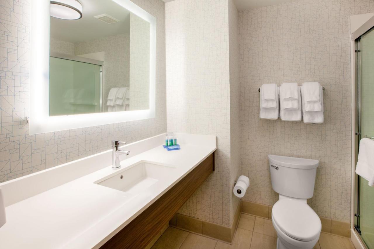 Holiday Inn Express & Suites Del Rio By Ihg Екстериор снимка