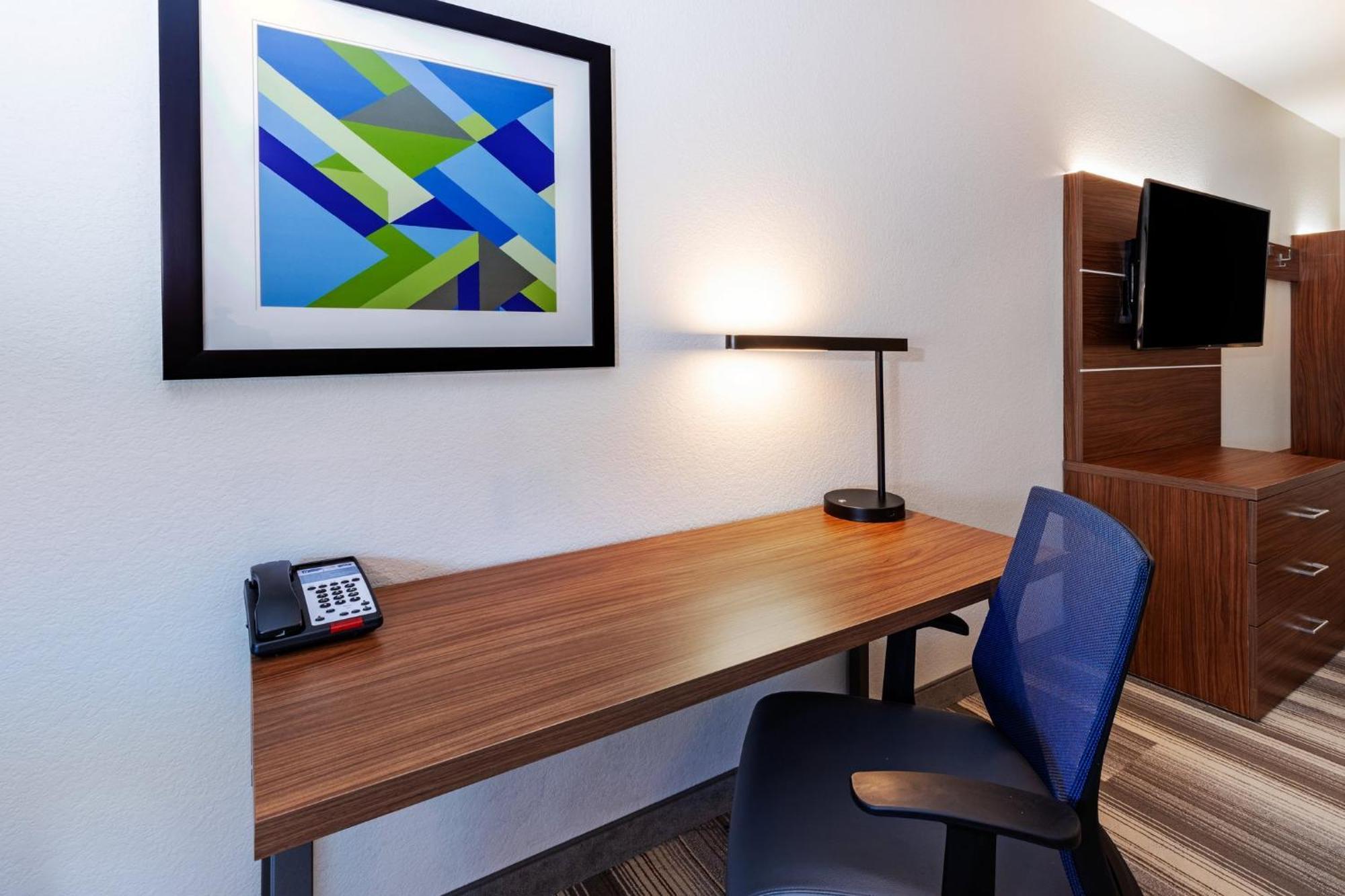 Holiday Inn Express & Suites Del Rio By Ihg Екстериор снимка