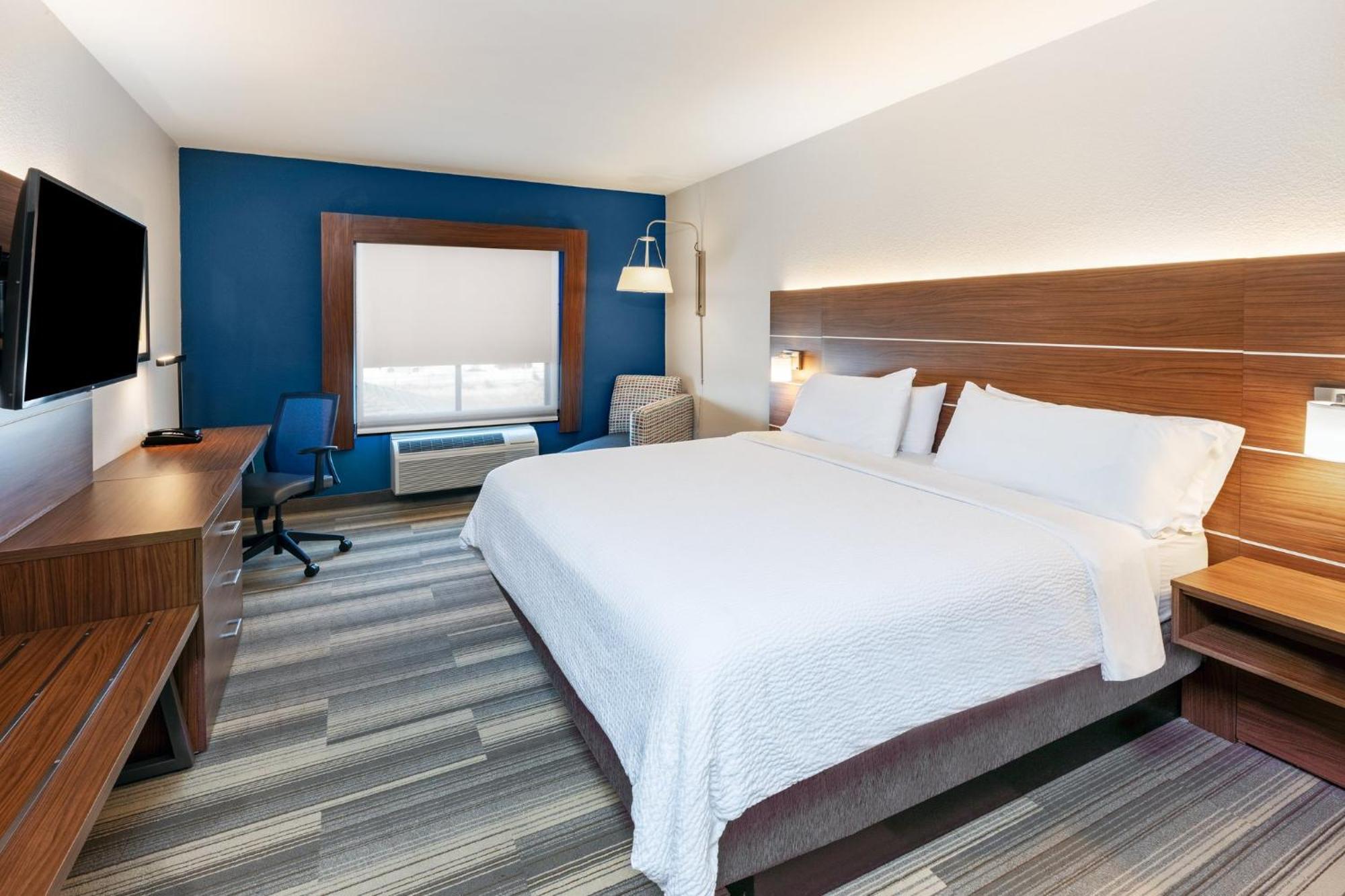 Holiday Inn Express & Suites Del Rio By Ihg Екстериор снимка