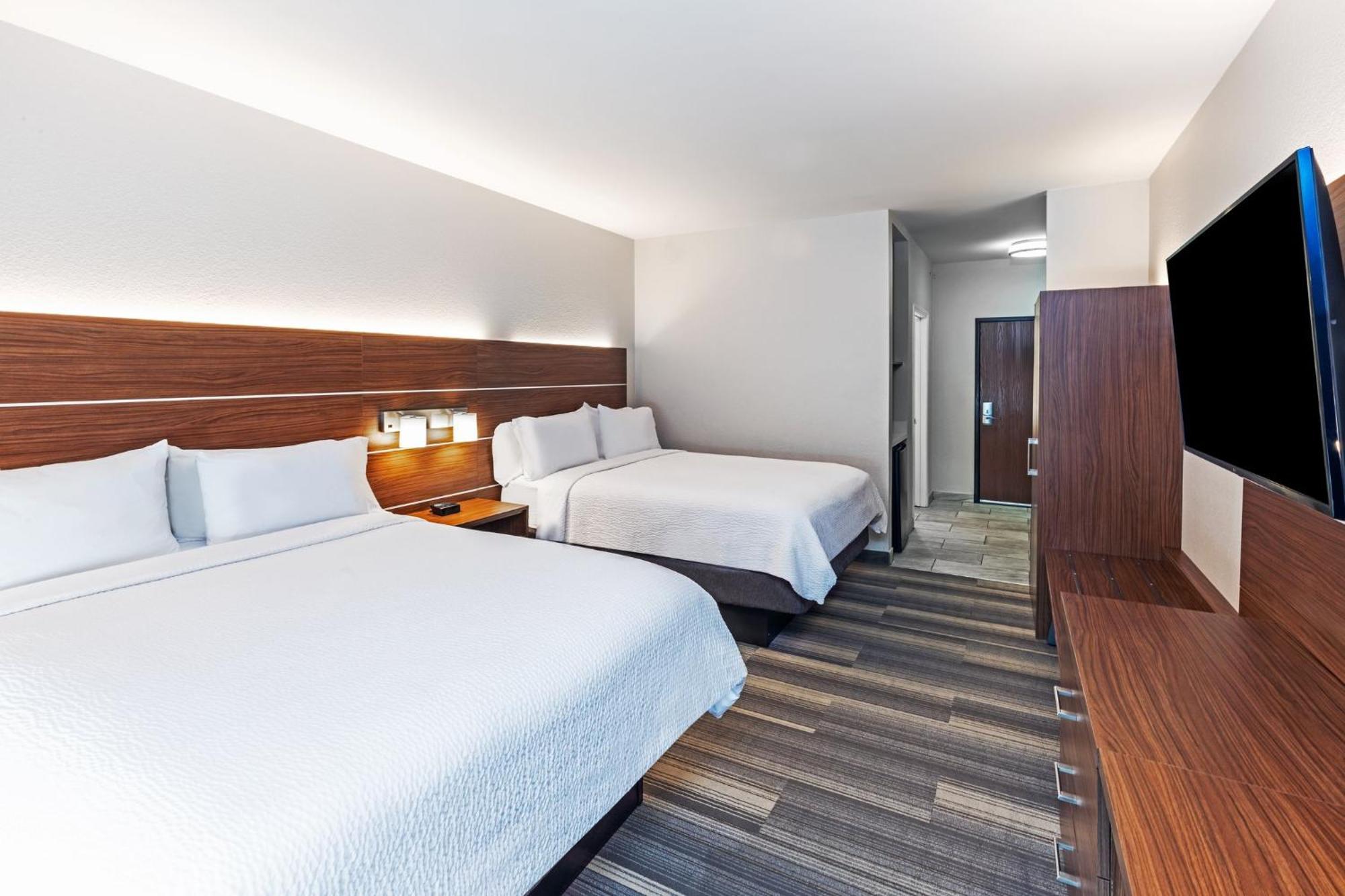 Holiday Inn Express & Suites Del Rio By Ihg Екстериор снимка